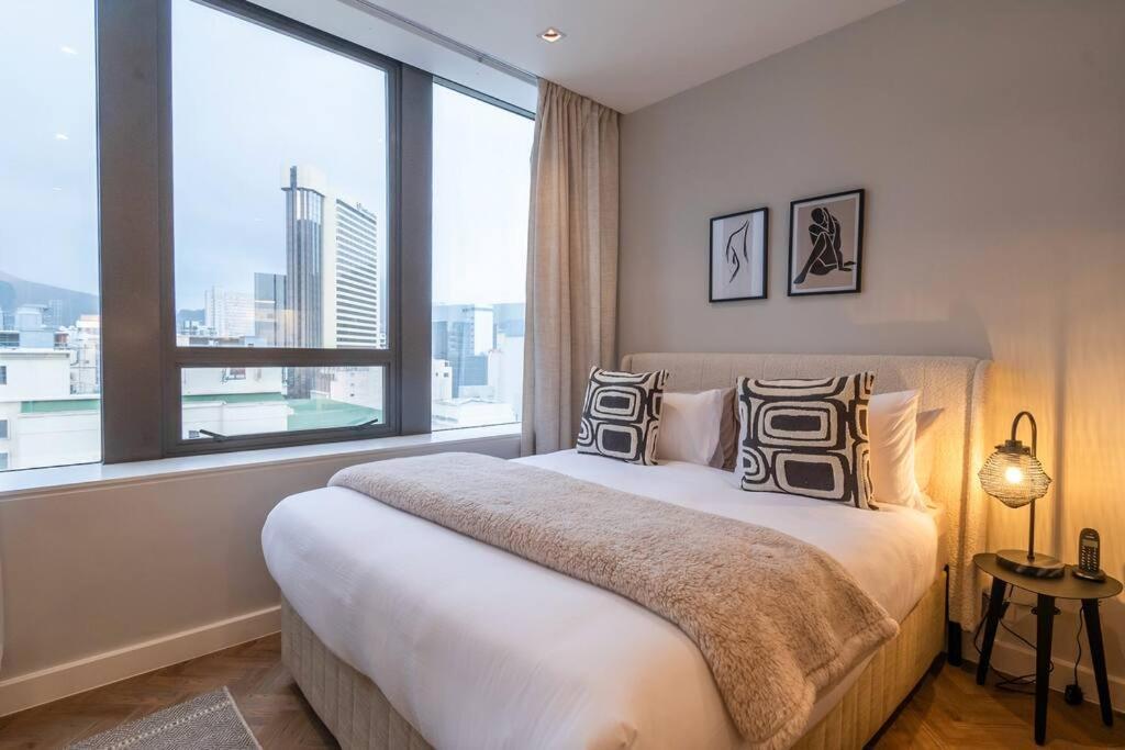 Cityscape Haven: Stylish Studio Кейптаун Экстерьер фото